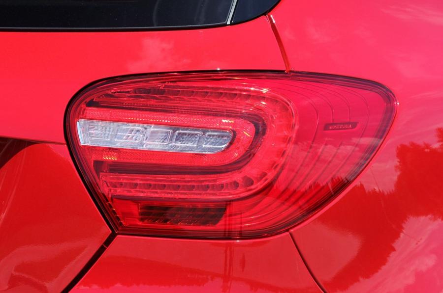  Mercedes-Benz A-Class 2012 года  (фото 38 из 78)